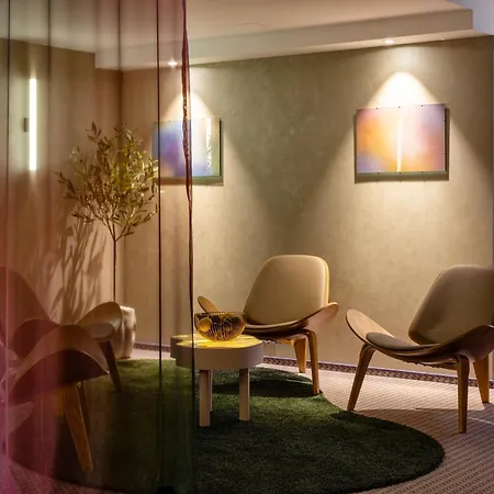 Metropol Hotel-2