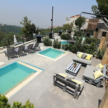 The Ray Hotel And Studios-3
