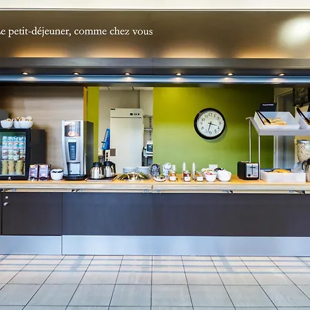 B&B HOTEL Orly Rungis Aéroport-3