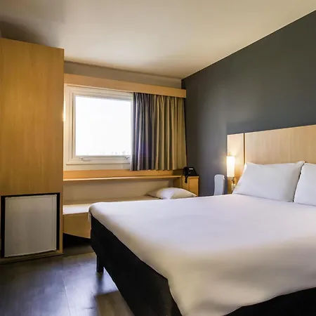Ibis Marilia-2