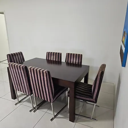Gladstone City Central Apartment Hotel Official-2