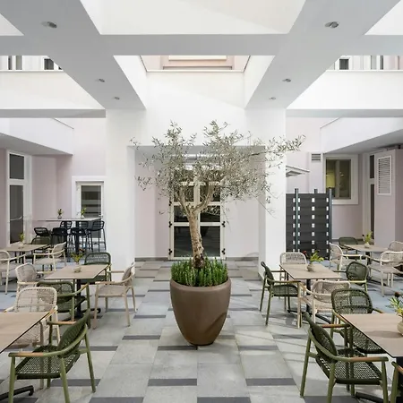 Leonardo Boutique Hotel Rome Monti-3