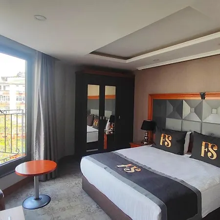 Four Seven Hotel-3