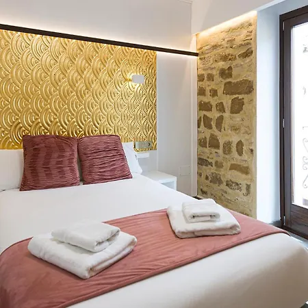Hotel Fuente Redonda Luxury-3