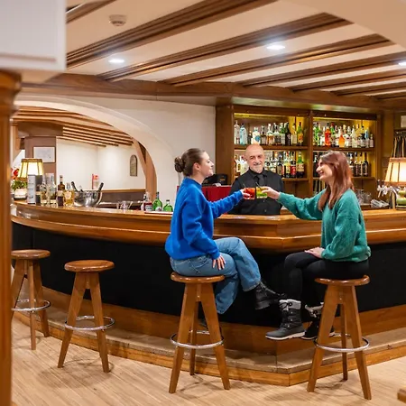Hotel Miramonti Corvara-2