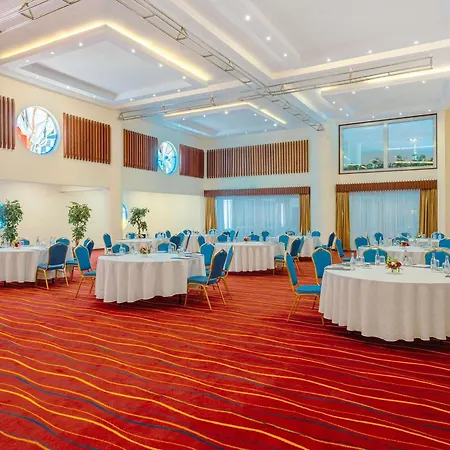 Moevenpick Hotel & Residences Nairobi-3