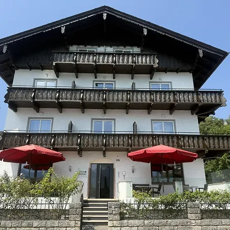 Hotel Seerose Garni Wolfgangsee-3