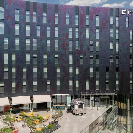 Aloft By Marriott London Excel-3