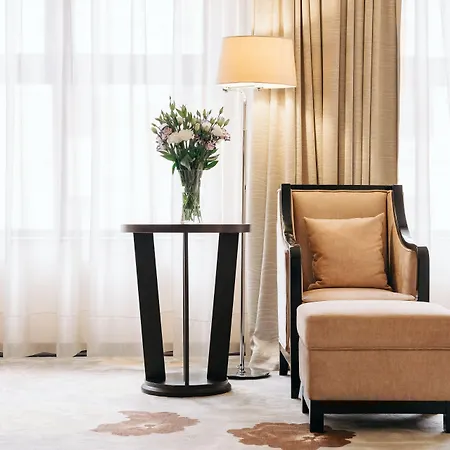Paris Hotel Yerevan-2