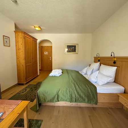 Hotel Berghof-3