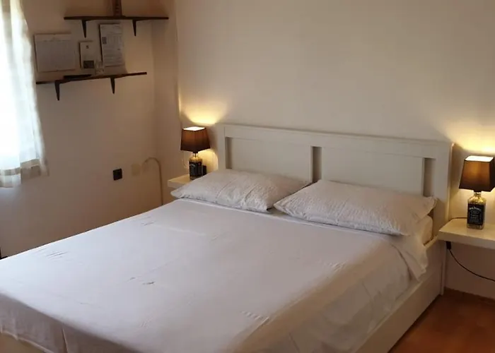 Apartments And Rooms Ivana