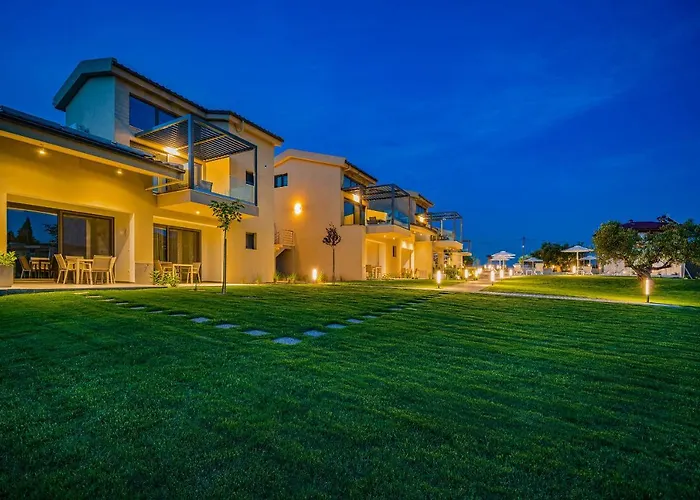 Miroes Suites