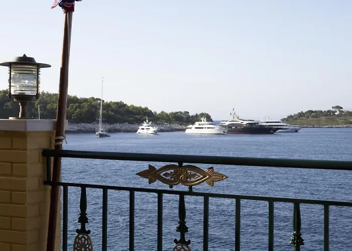 Margina Residence Hotel