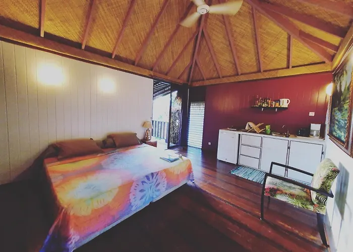 Fare Tokoau Moorea