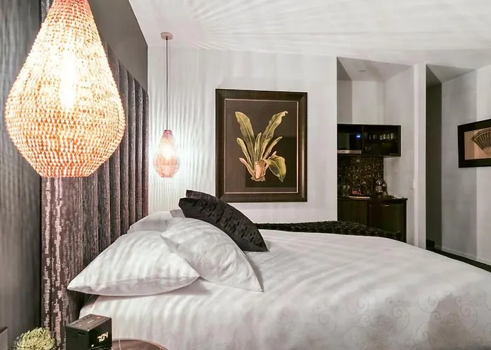 Campania Non Spa Suite