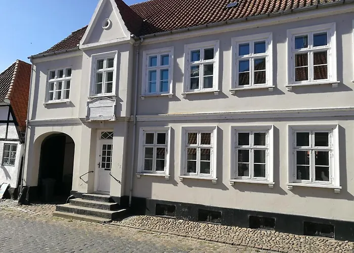 Kjobing Manor