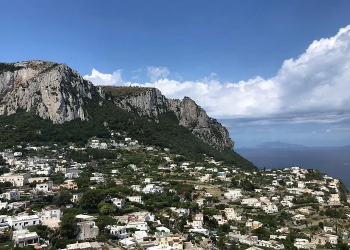 La Baia Di Napoli