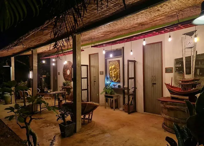 Baan Hotelier Resort
