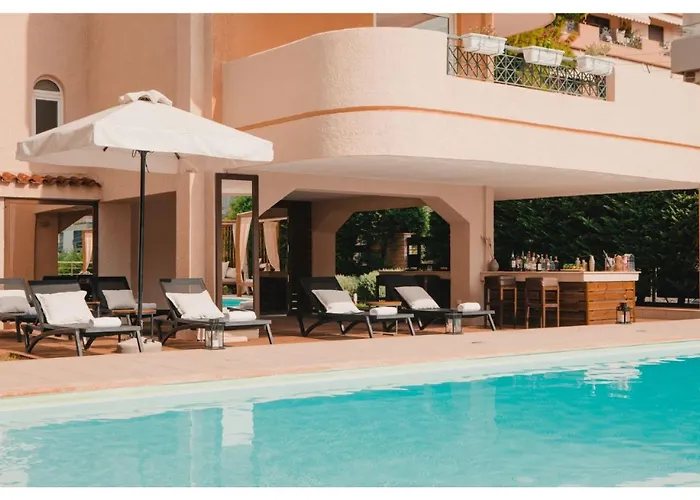 Blue Note Resort & Club