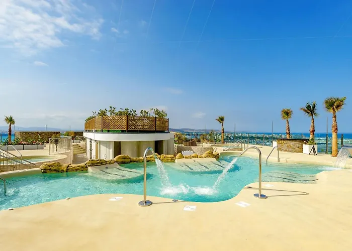 Luxury Ocean Spa Plaza Private Large 1 Bed Apartment