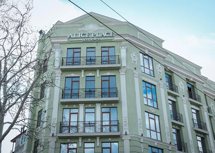 Alice Place Hotel