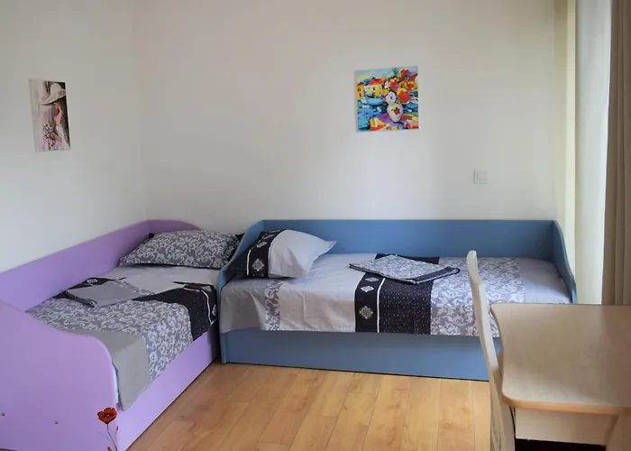 Top Center Apartment Gramophone With Private Parking