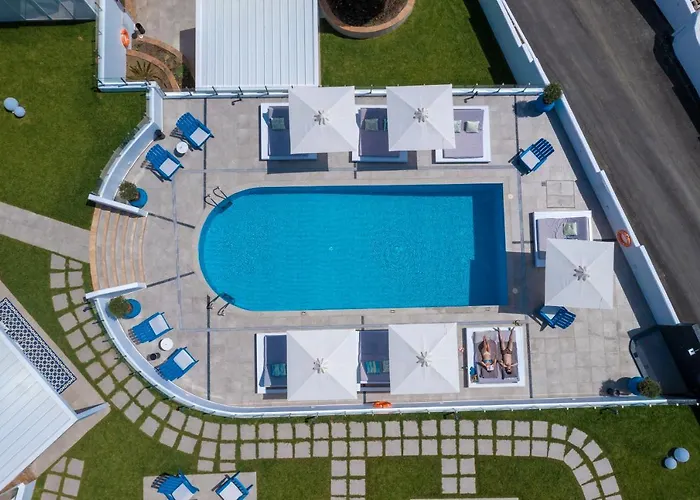 Villa D'Oro - Luxury Villas & Suites