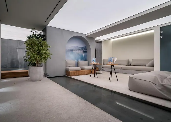 Caravel Suites - Adults Only