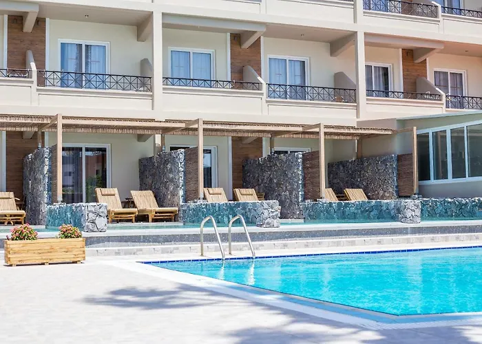 Dias Studios & Suites