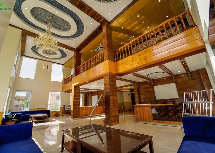 Abhilashi Residency & Spa - Centrally Heated & Air Cooled