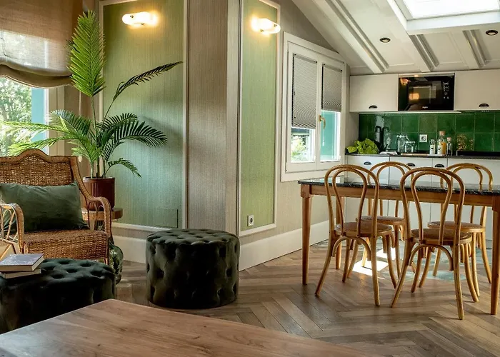 Apartamentos Boutique Fuente Real