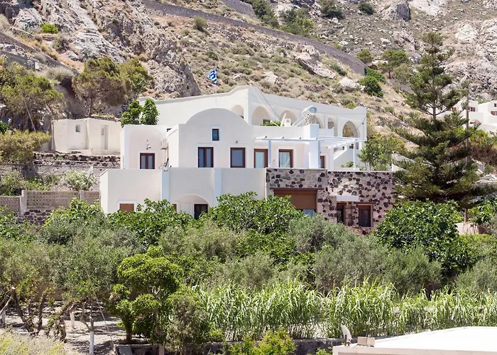 Moschatos Beach House