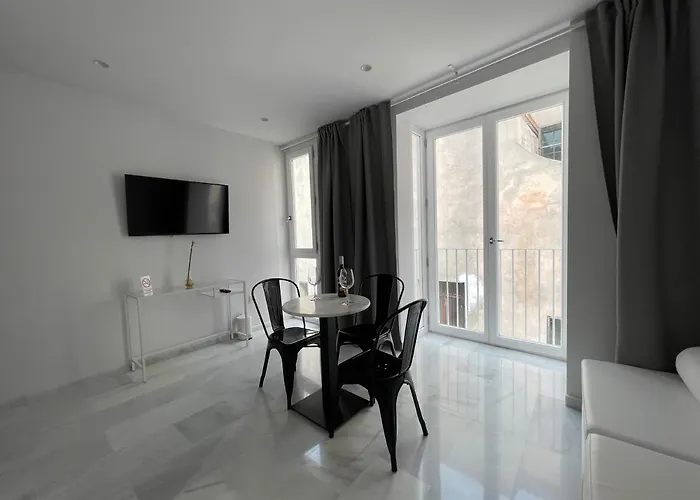 San Lorenzo Apartamentos Y Suites
