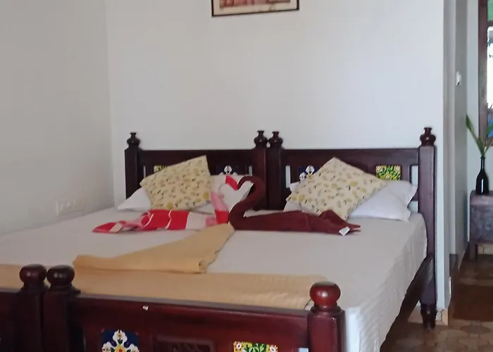 Lemon Dew Beach House, Alleppey Beach