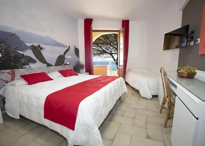 Perla Del Golfo Resort