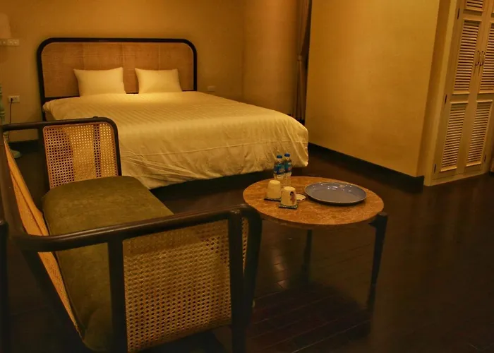 Bat Trang Legacy - Venuestay