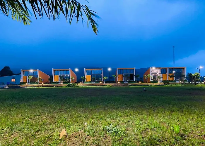 Mountain N Lake Resort