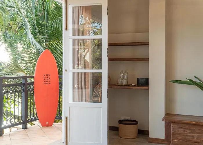 THE SLOW vegan hotel