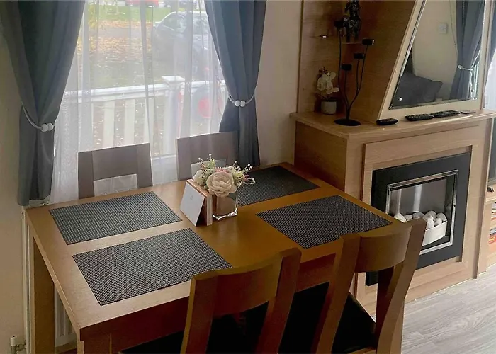 Luxury Holiday Home Happiness At Tattershall Lake#