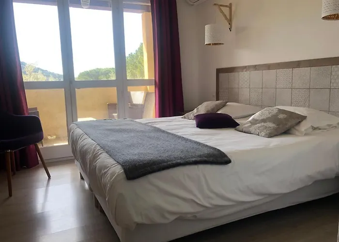 La Picholine En Provence