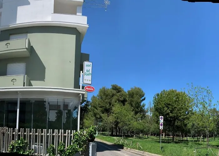 Hotel Nel Pineto