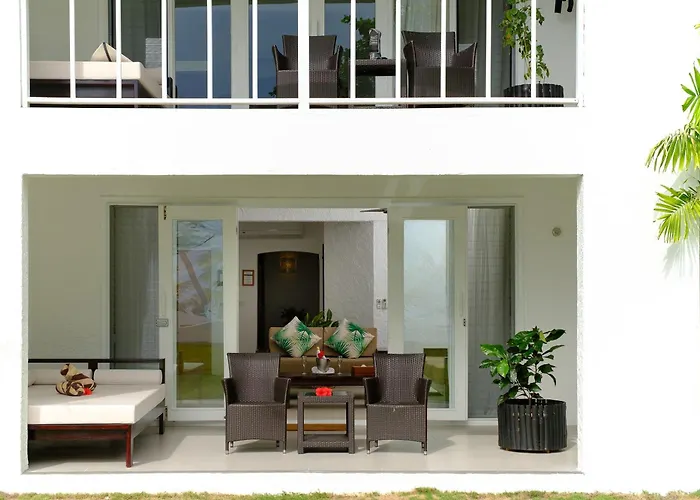 Lomani Island Resort & Spa (Adults Only)