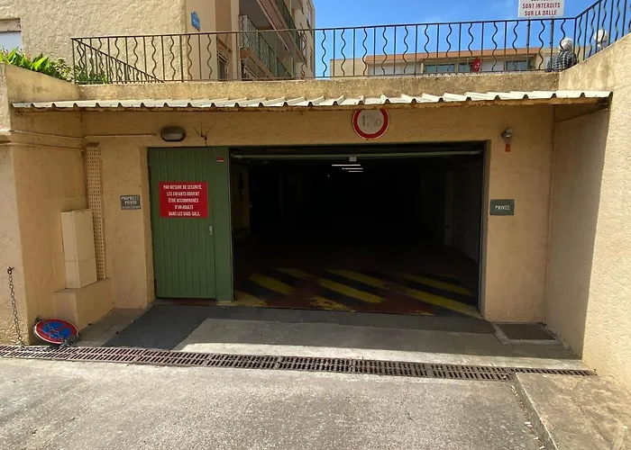 Saint Tropez Spacieux Appartement La Florida