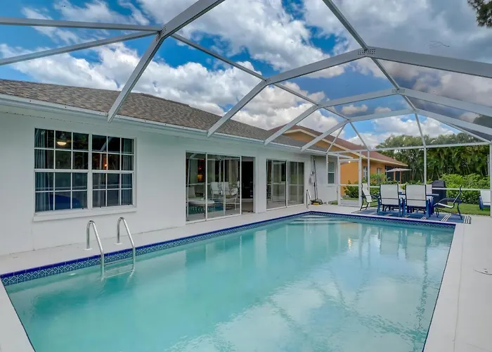 Piccadilly Beach House - Beautiful Updated Home, Private Pool, Tennis, Pickleball Minutes From Downtown 5Th Ave & Beaches!!!
