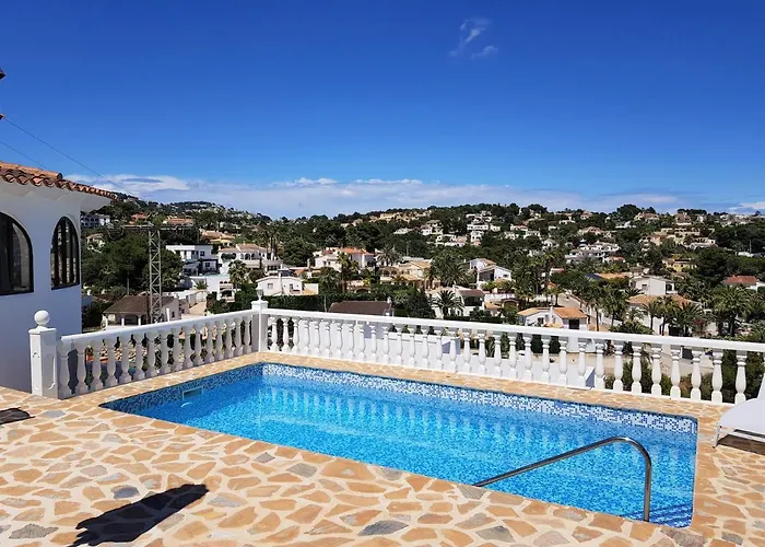 Renovierte Villa Mit Privatem Pool Fusslaeufig Zum Meer
