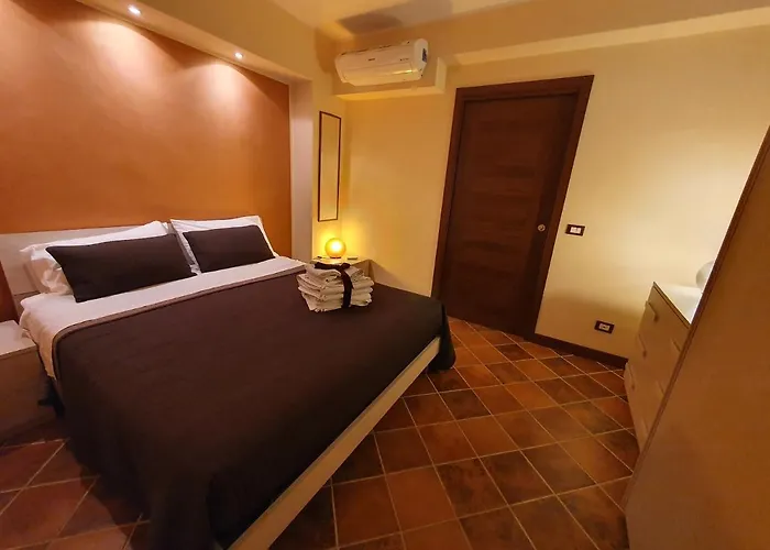Casa La Ferula apt2 vicino al mare e Taormina con balcone