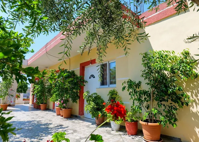 Ilias House