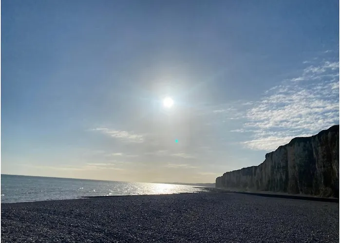 St Valery en Caux, apt vue mer et falaise: le bleu de lô