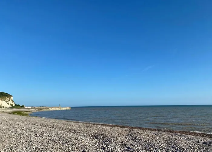 St Valery en Caux, apt vue mer et falaise: le bleu de lô