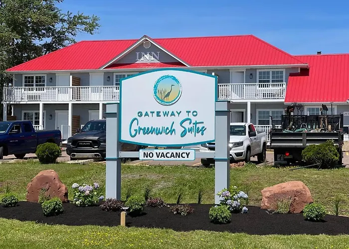 Gateway To Greenwich Suites
